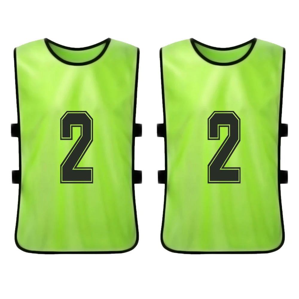 6 PCS / 2 PCS Adultos Futebol Pinnies Secagem Rápida Equipe de Futebol Jerseys Esportes Juvenis Scrimmage Equipe de Futebol Numerada Babadores Colete Esportivo.